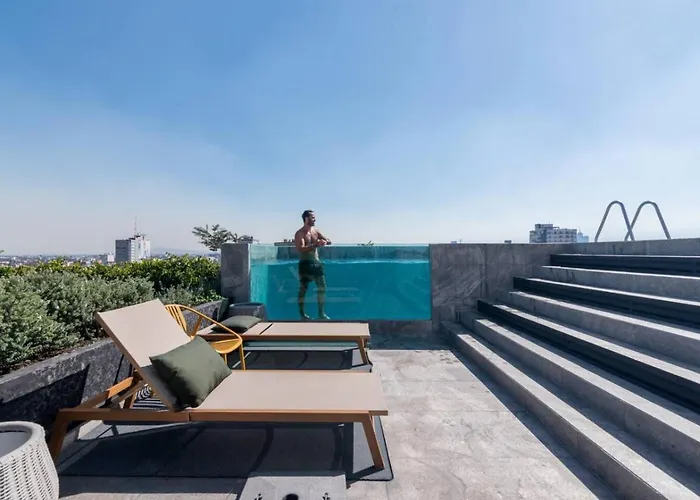 Apartment Design Rooftop Pool, Gym, Bbq *