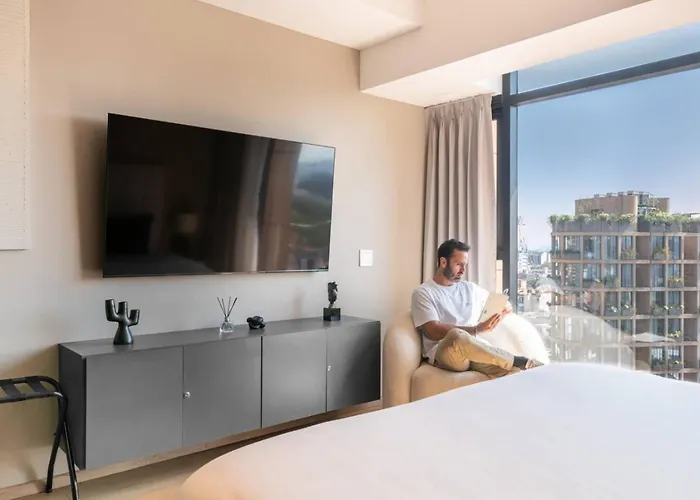 Apartment Design Rooftop Pool, Gym, Bbq