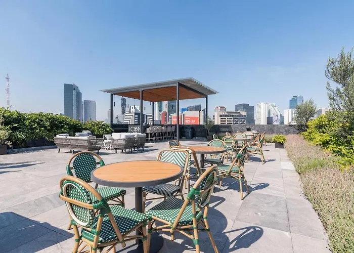 Apartment Design Rooftop Pool, Gym, Bbq